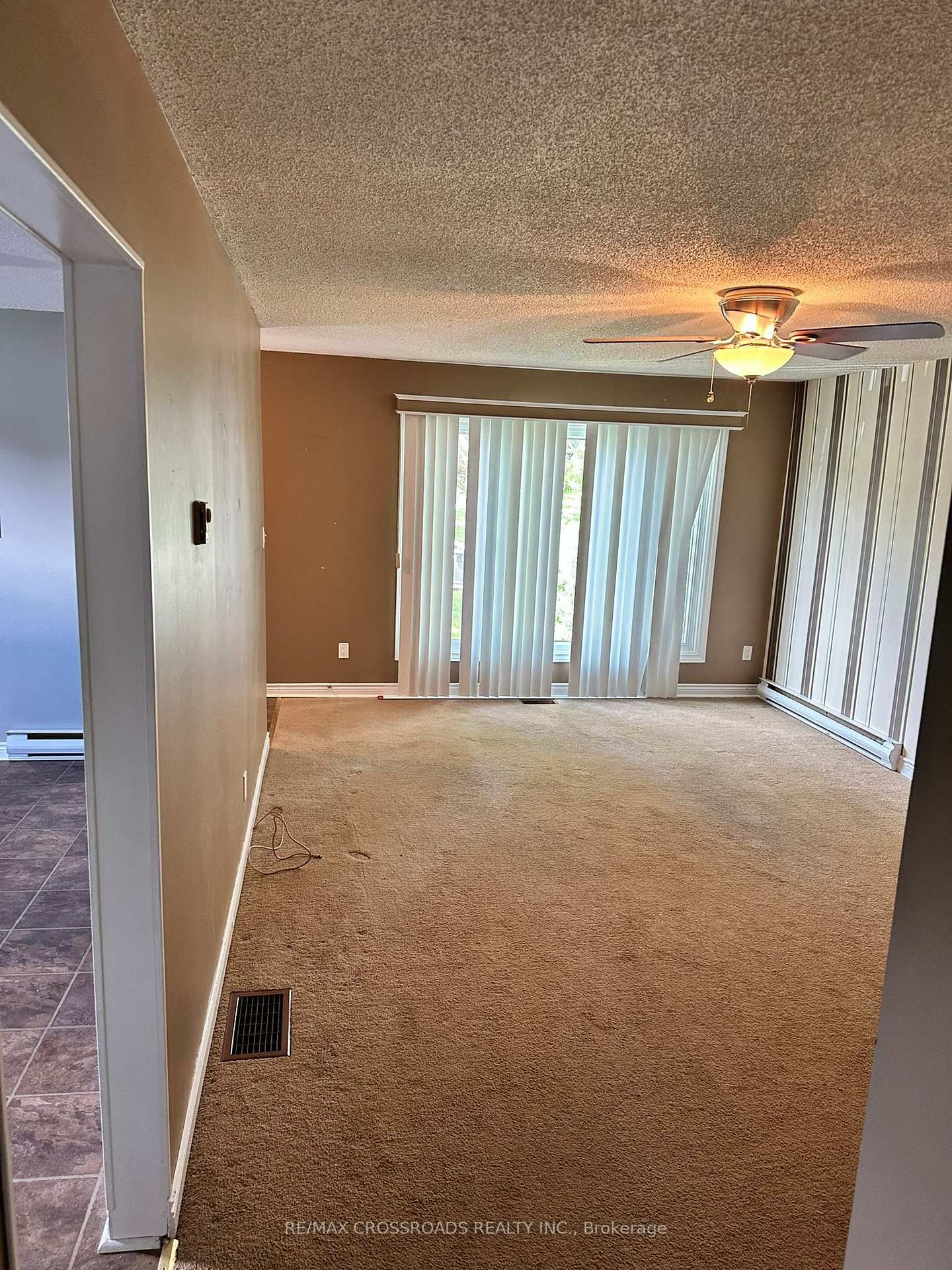 Main - 613 Perry Street, Whitby 3