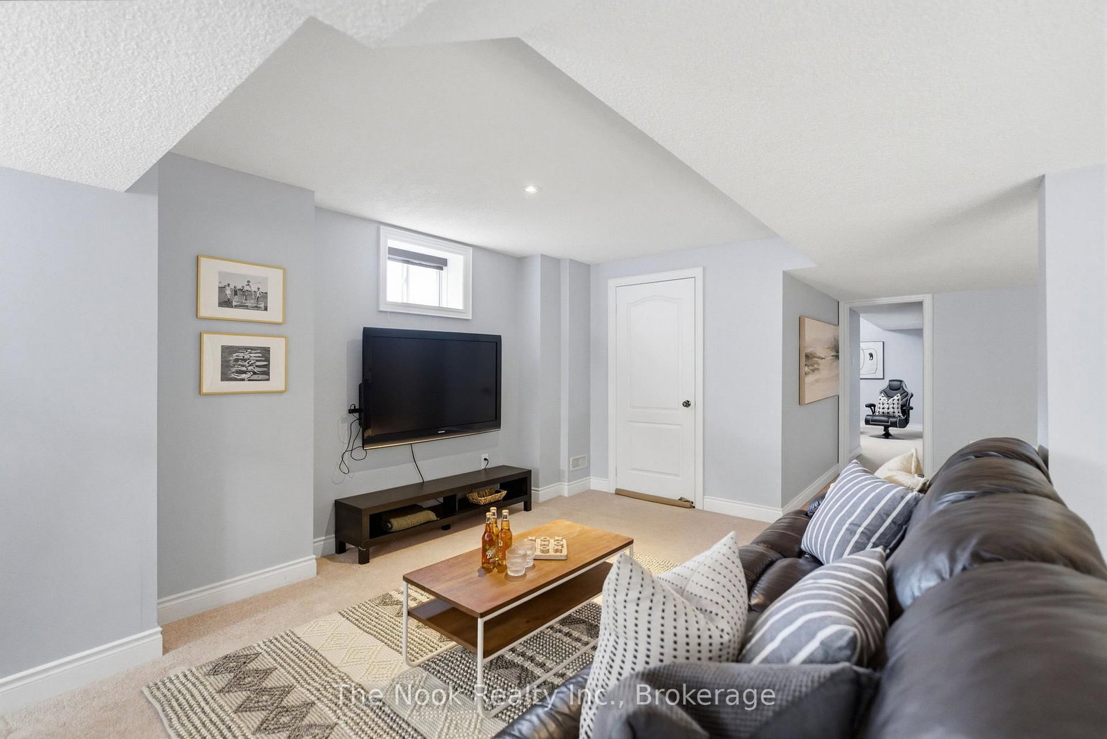 1 Wilbert Hoar Court • Clarington, ON photo 42