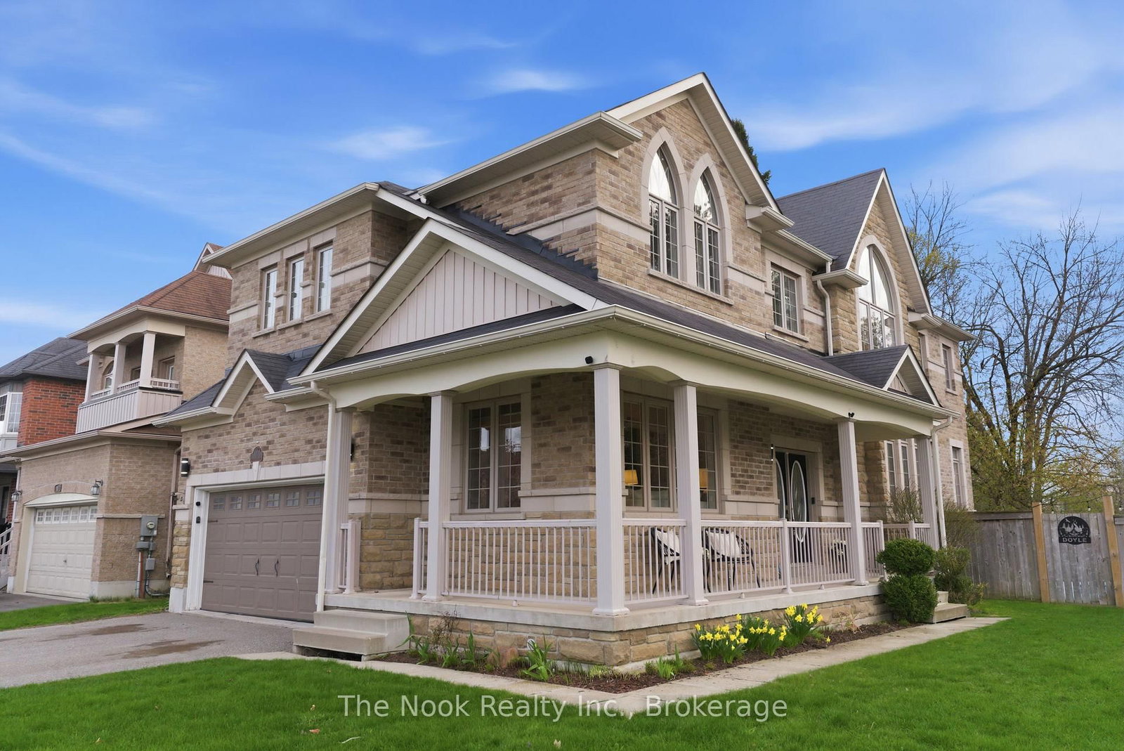 1 Wilbert Hoar Court • Clarington, ON photo 5