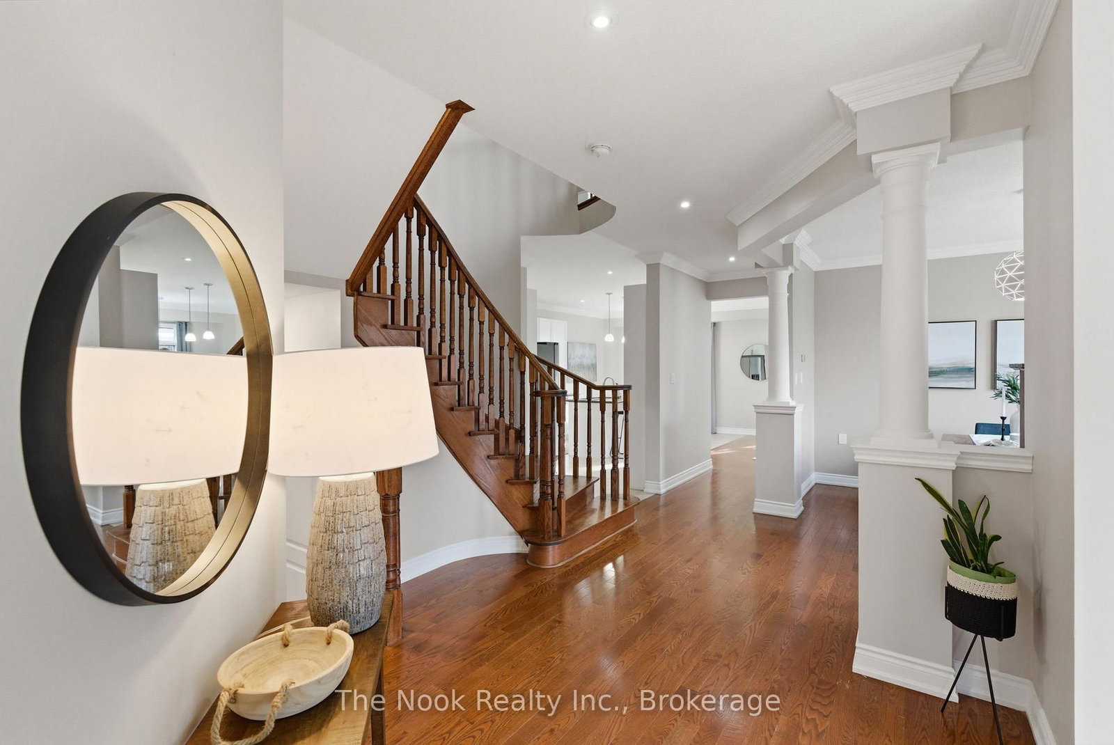 1 Wilbert Hoar Court • Clarington, ON photo 8
