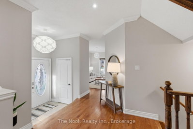 1 Wilbert Hoar Court • Clarington, ON photo 9