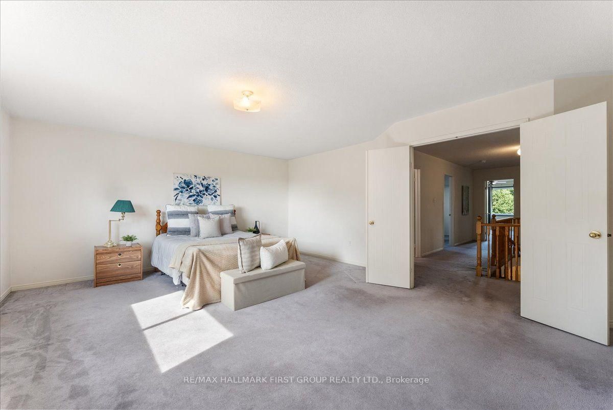 989 Deer Valley Drive • Oshawa, ON photo 22