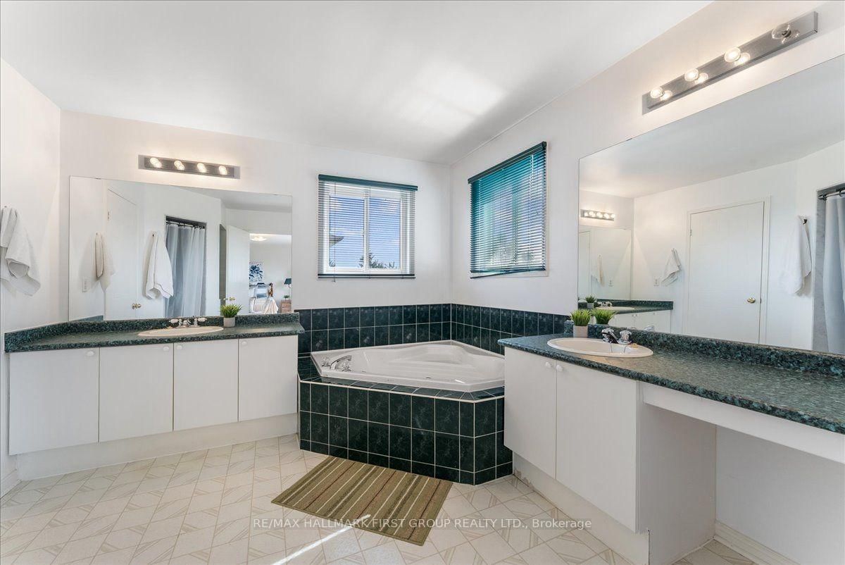 989 Deer Valley Drive • Oshawa, ON photo 24