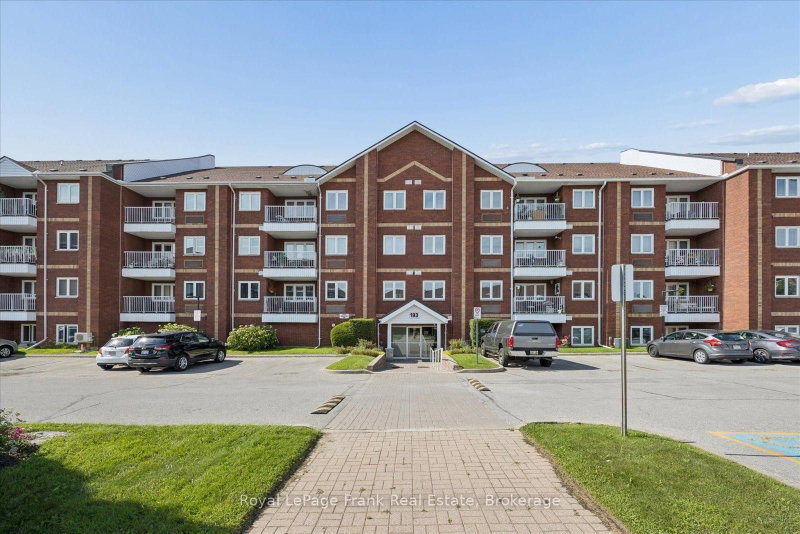 210 - 193 Lake Driveway Drive W
