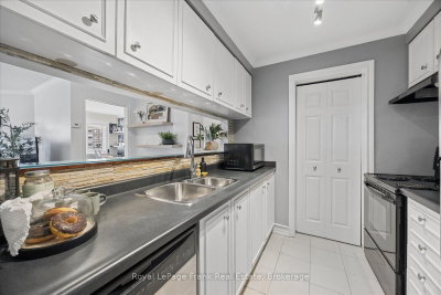 193 Lake Driveway Drive W • #210 • Ajax, ON photo 9