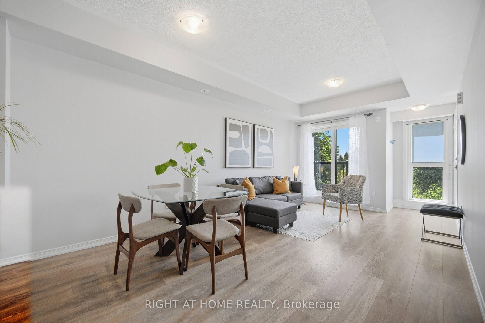 515 Kingbird Grove • #233 • Toronto, ON photo 12