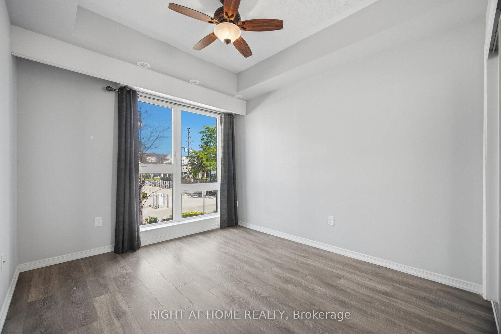 515 Kingbird Grove • #233 • Toronto, ON photo 24