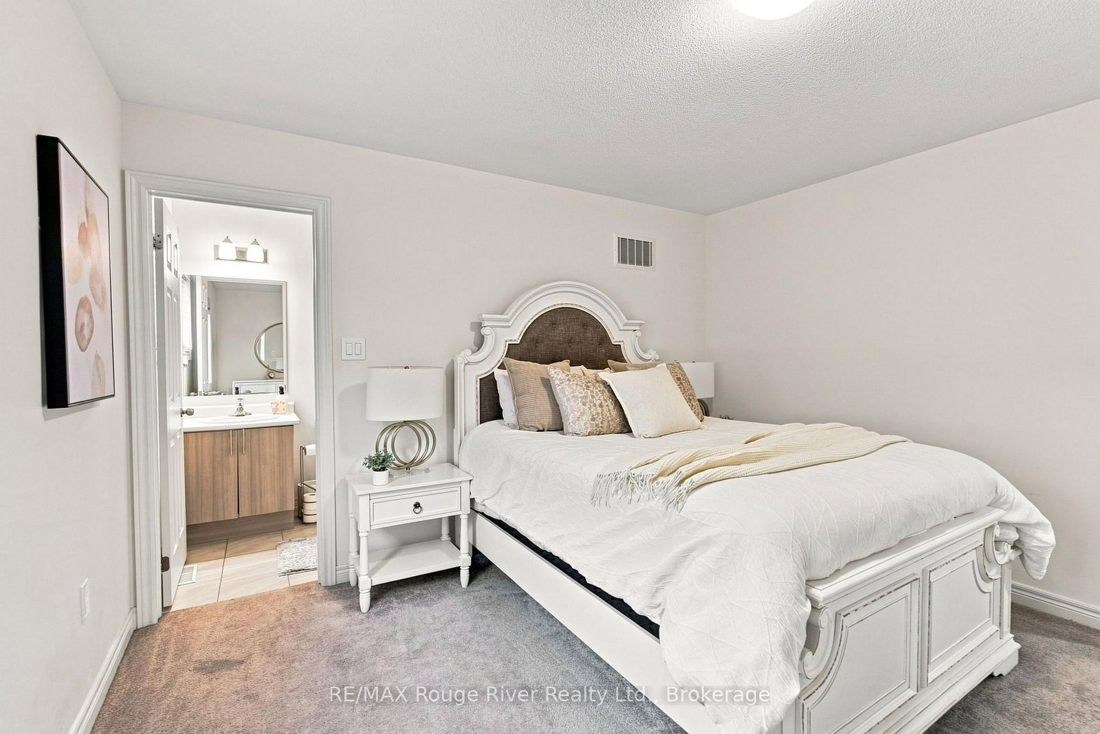 1808 Douglas Langtree Drive • Oshawa, ON photo 37