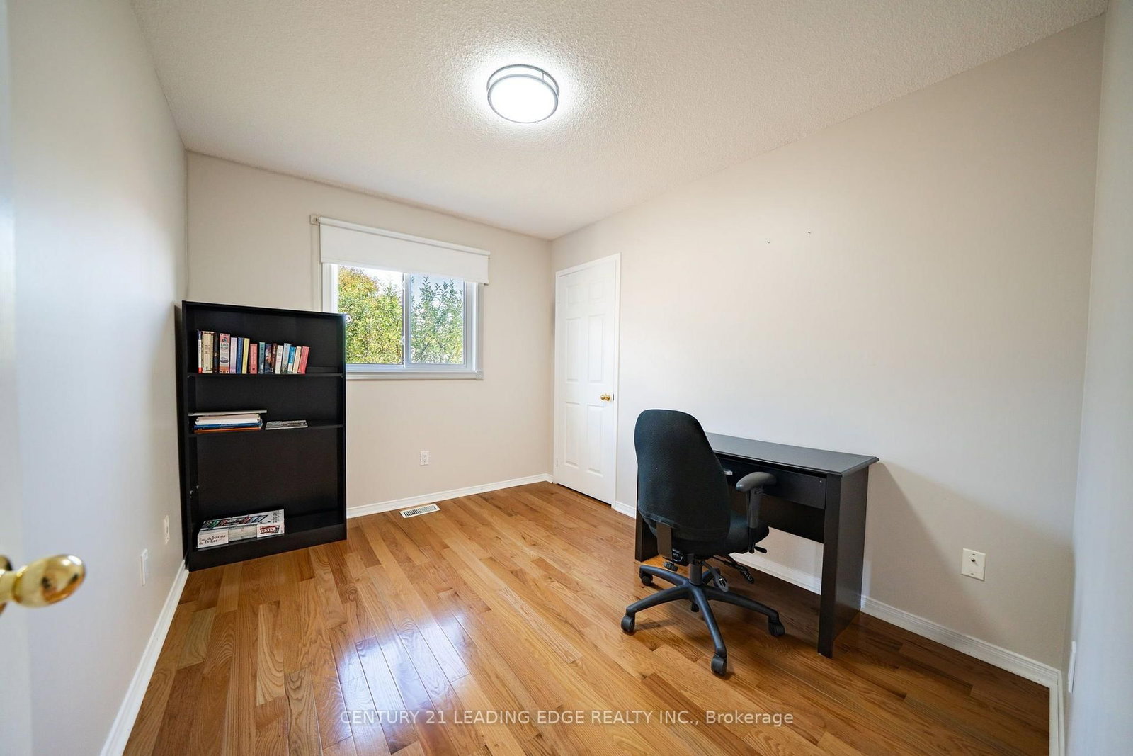 1595 Deerhurst Court • Pickering, ON photo 20