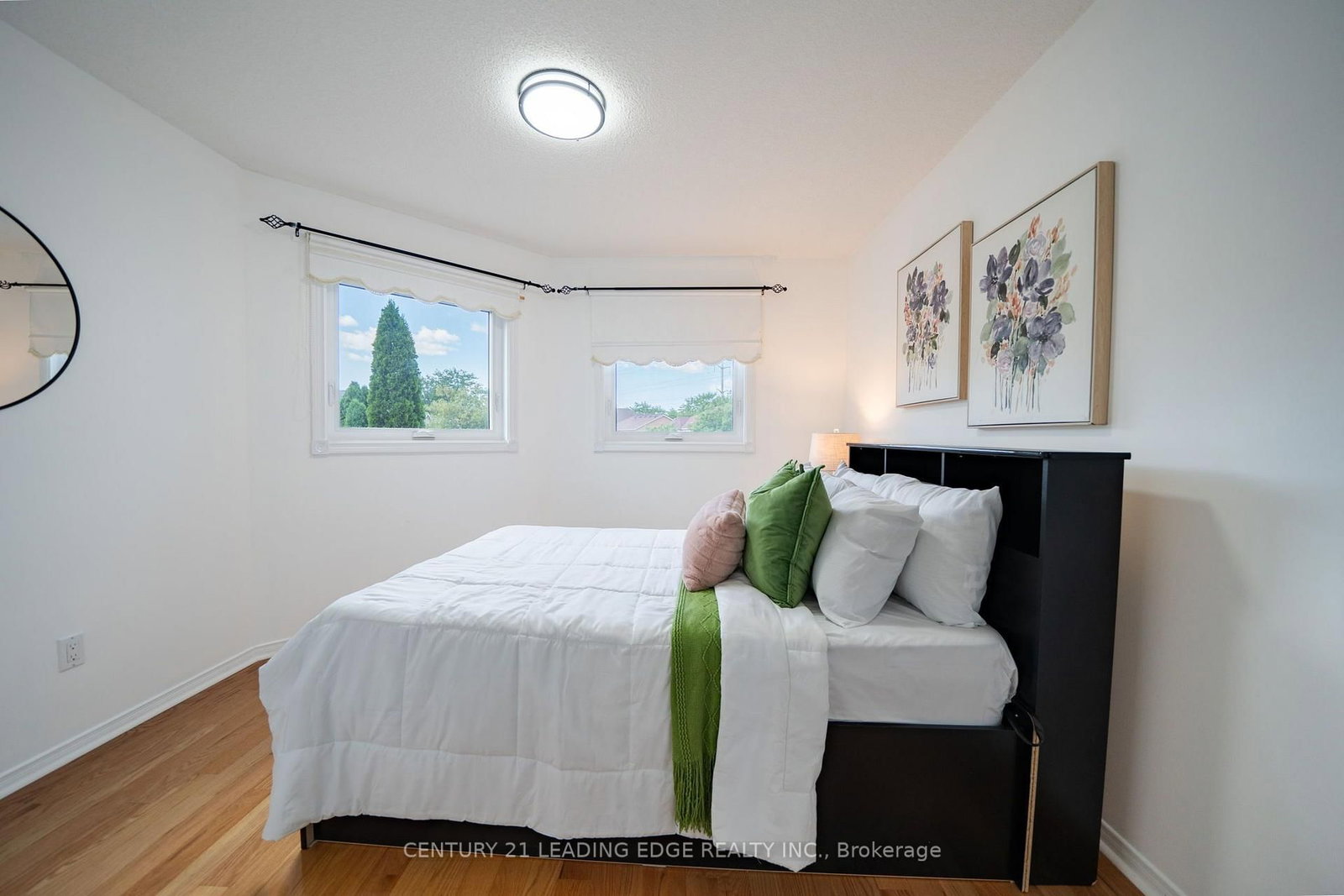 1595 Deerhurst Court • Pickering, ON photo 23