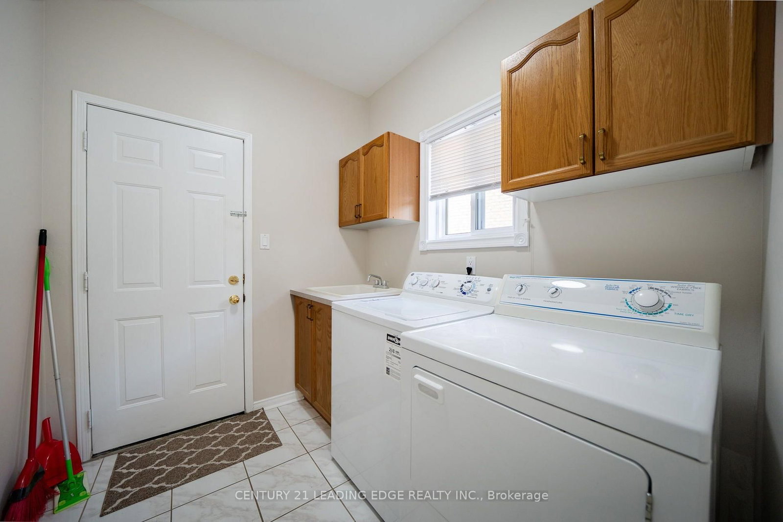 1595 Deerhurst Court • Pickering, ON photo 29
