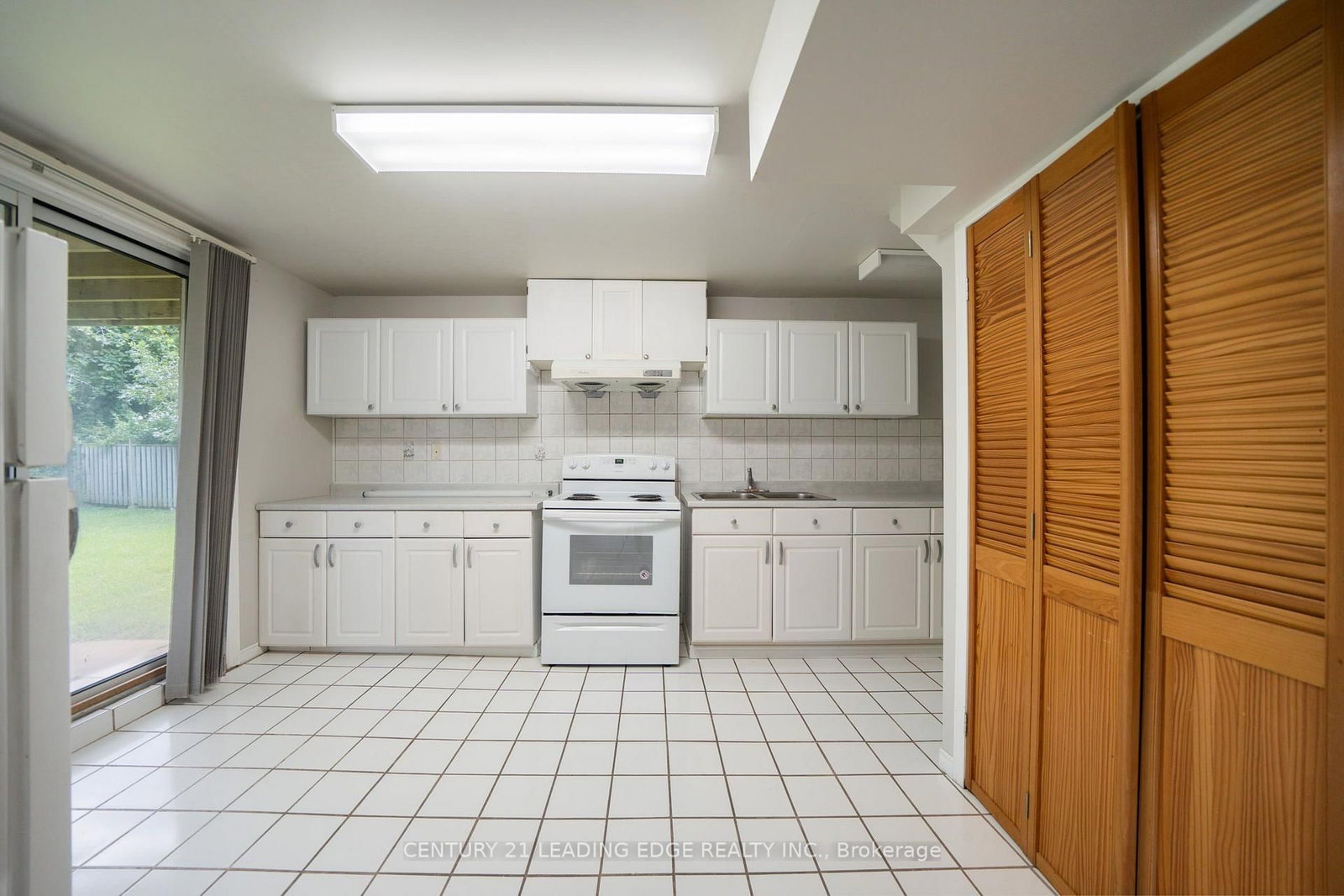 1595 Deerhurst Court • Pickering, ON photo 37
