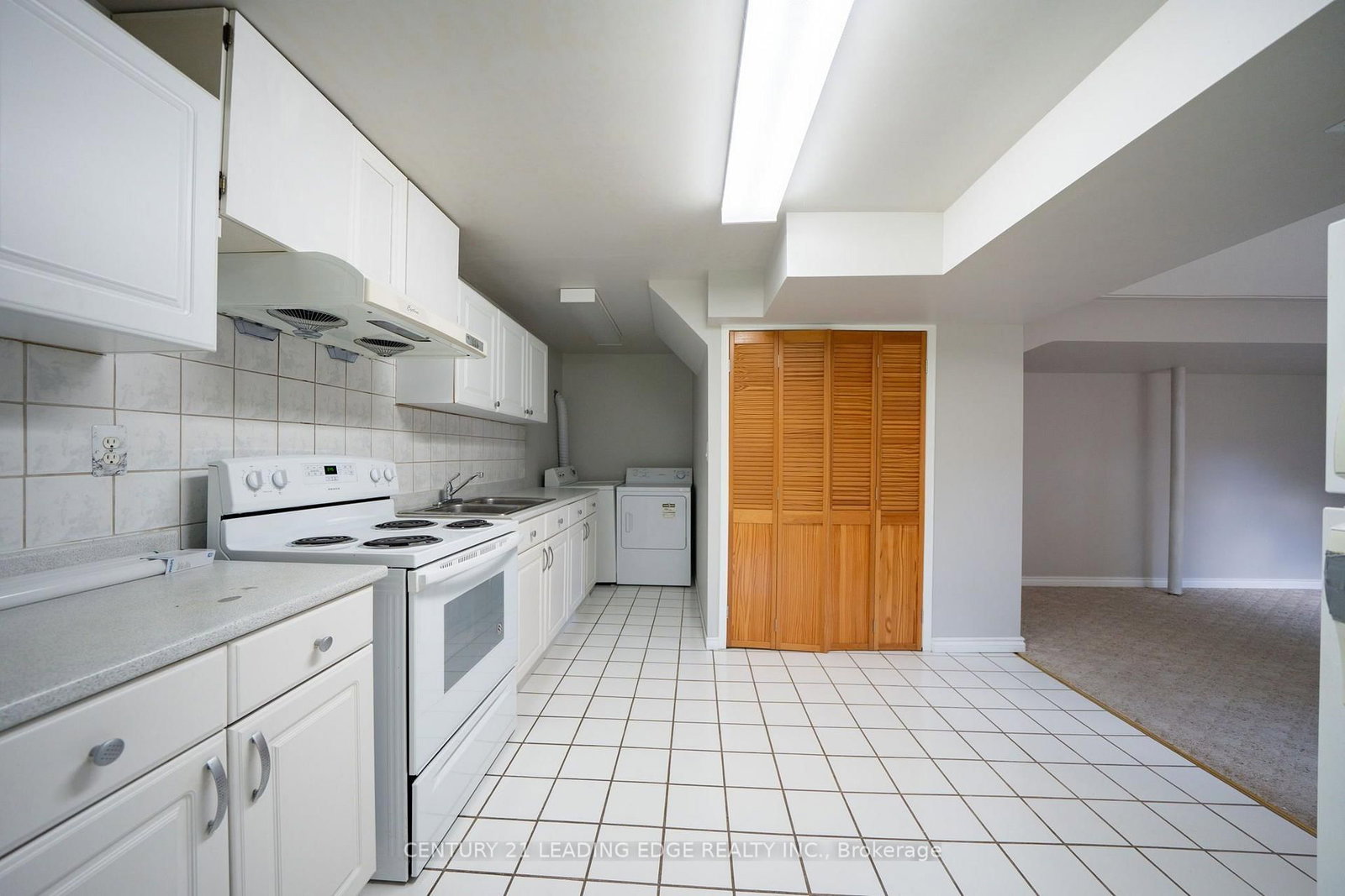 1595 Deerhurst Court • Pickering, ON photo 38