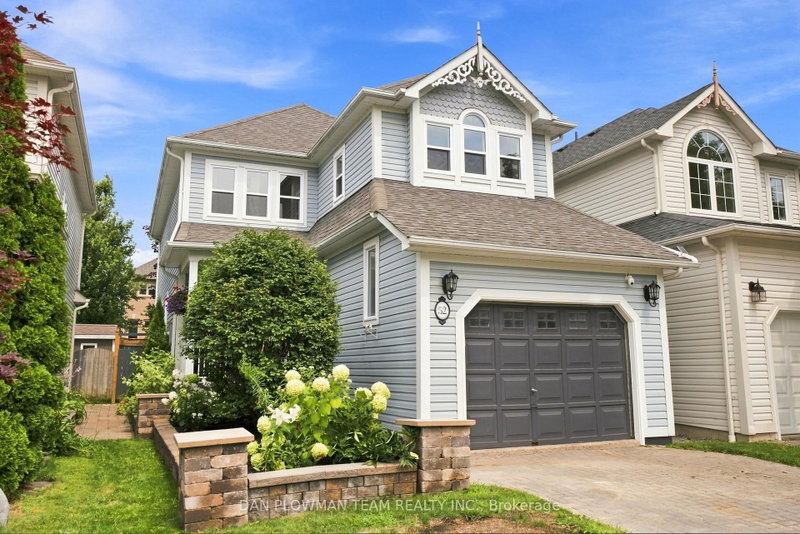 52 Wells Crescent