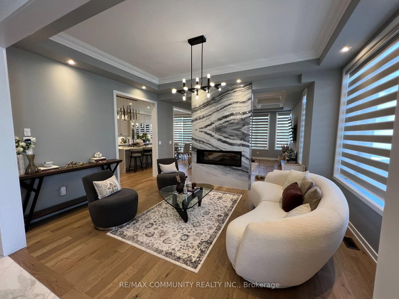 39 - 400 Finch Avenue