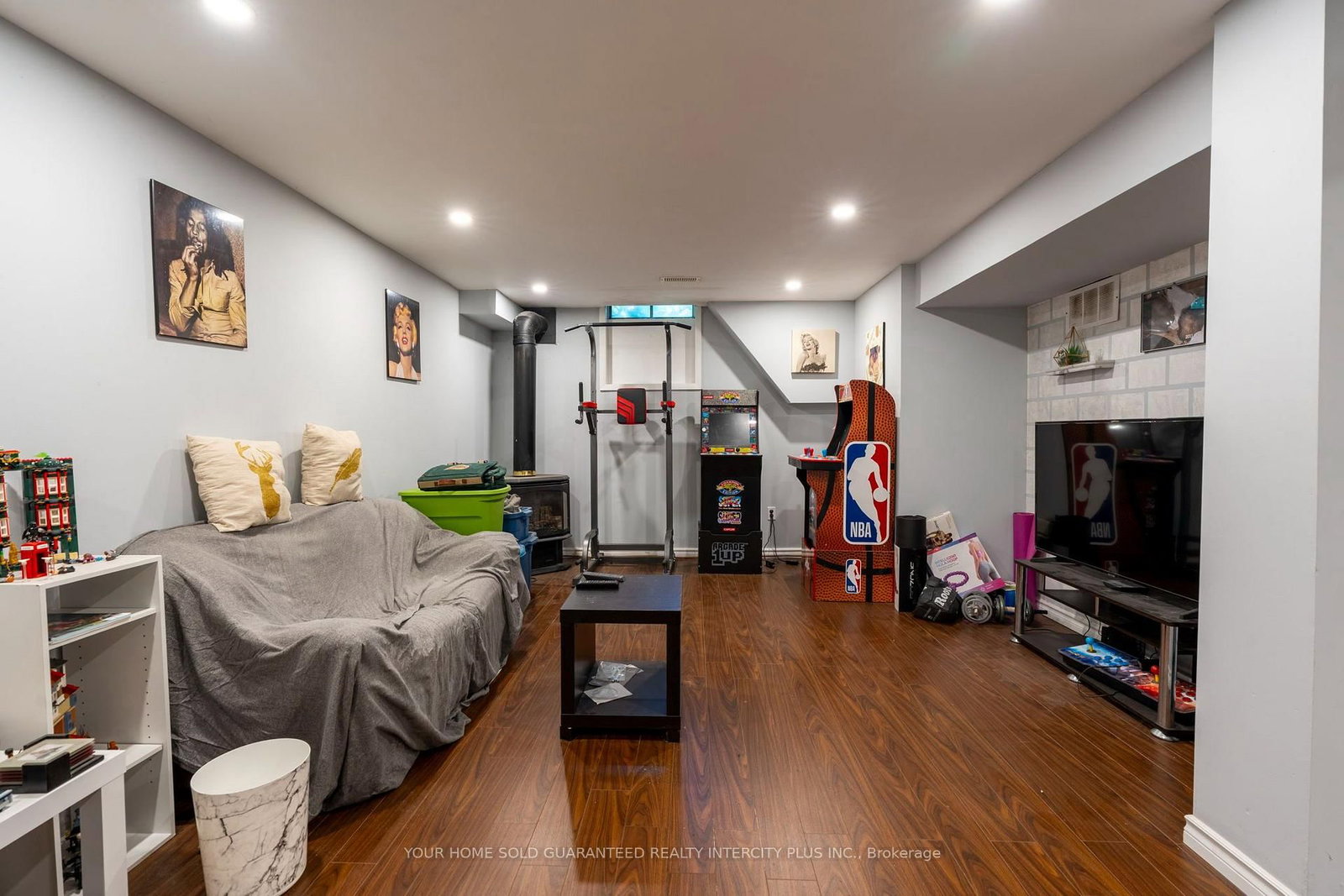 531 Dorchester Drive • Oshawa, ON photo 33