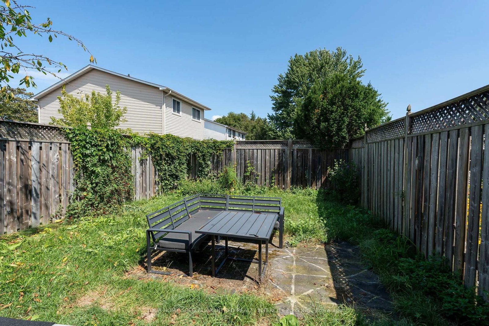 531 Dorchester Drive • Oshawa, ON photo 38