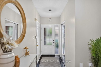 26 Linnell Street • Ajax, ON photo 3