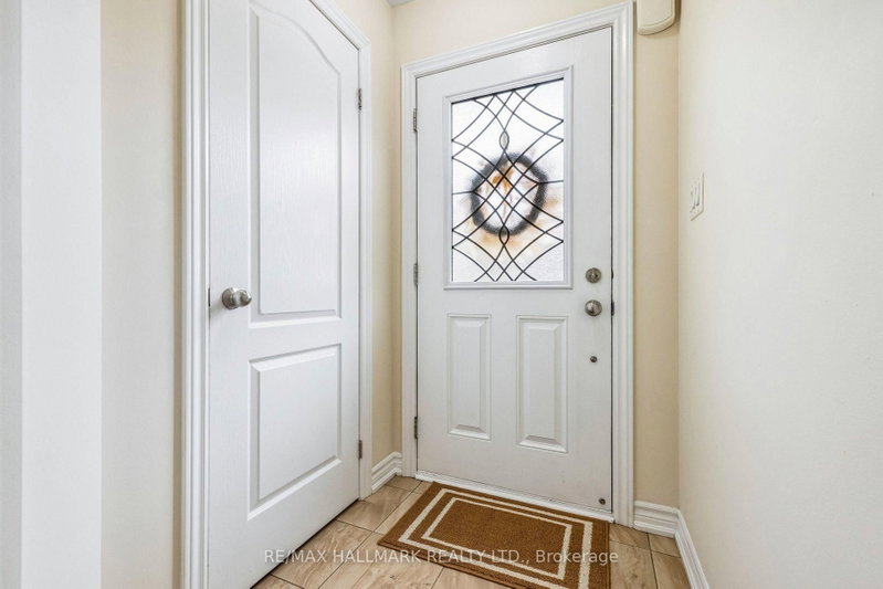 24 Markham Trail