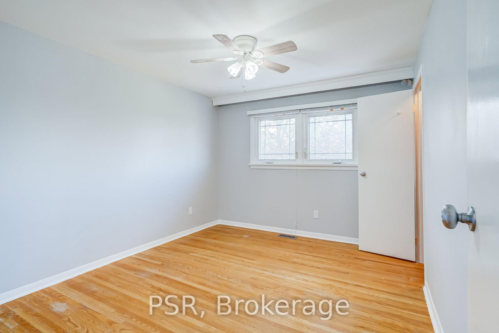 375 Inverness Drive • Oshawa, ON photo 21