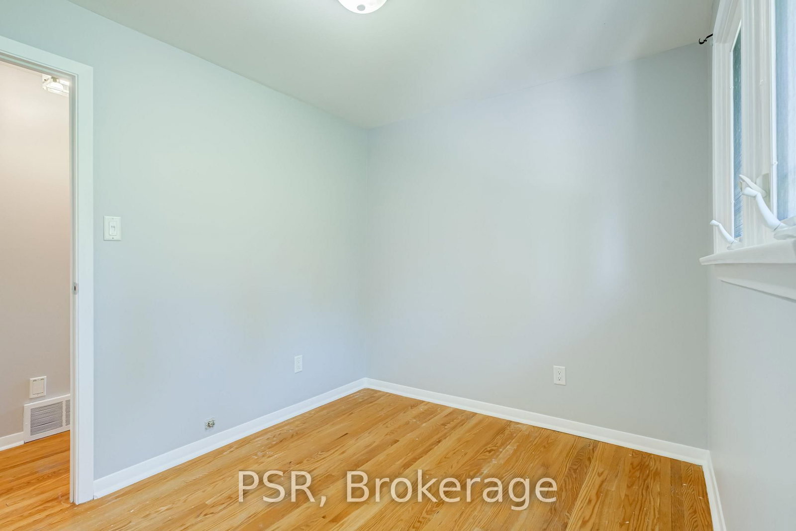 375 Inverness Drive • Oshawa, ON photo 27