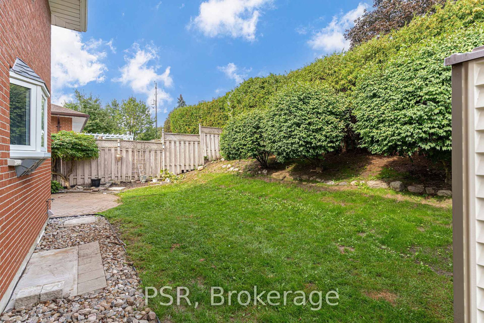 375 Inverness Drive • Oshawa, ON photo 39