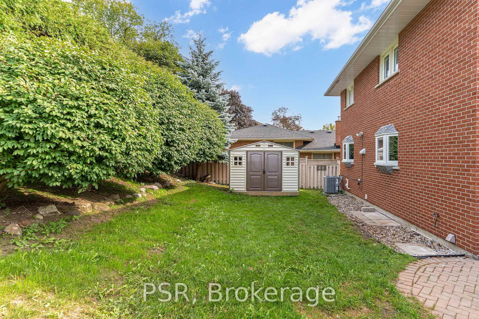 375 Inverness Drive • Oshawa, ON photo 40