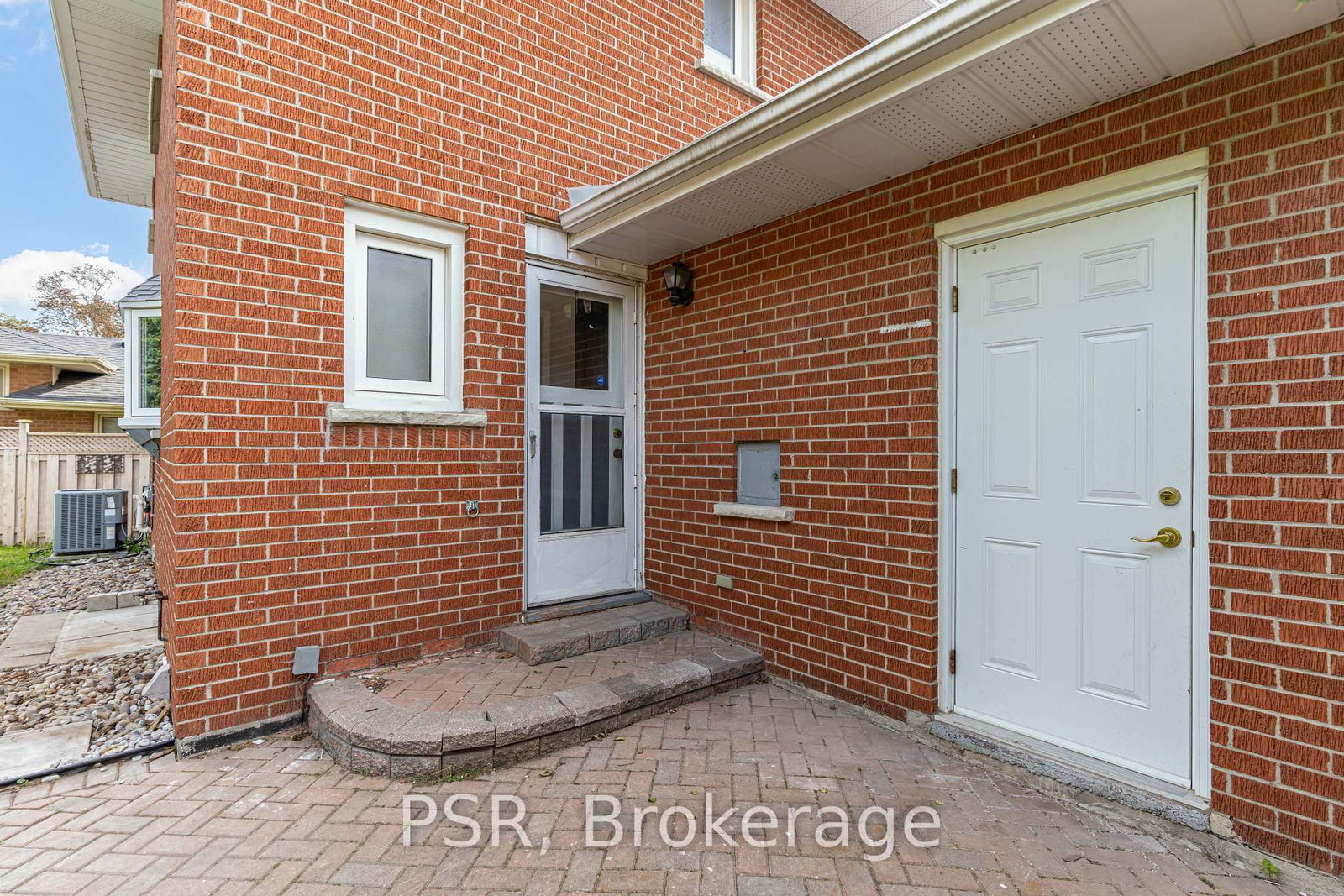 375 Inverness Drive • Oshawa, ON photo 42