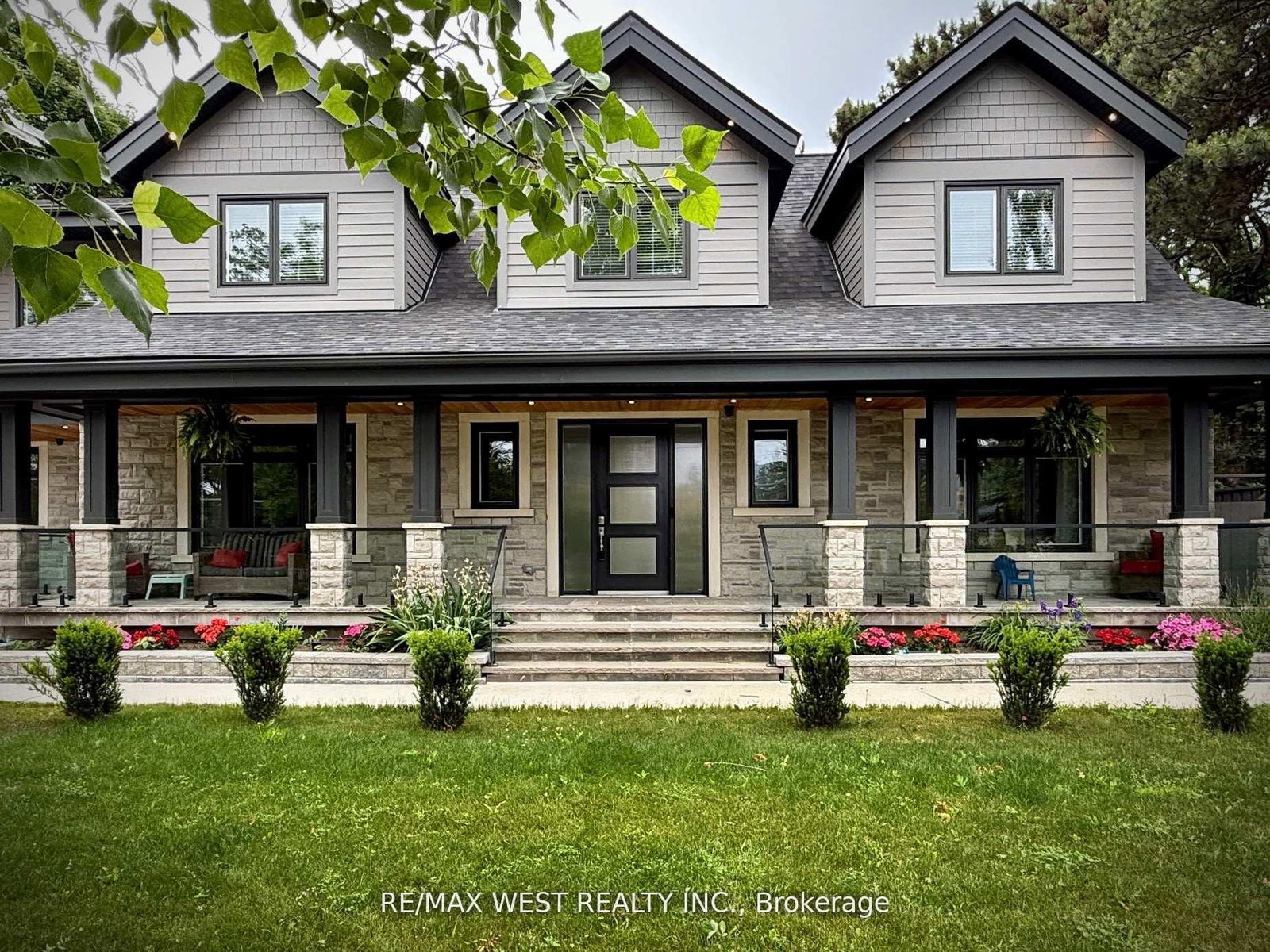 Property at 18 Windy Ridge