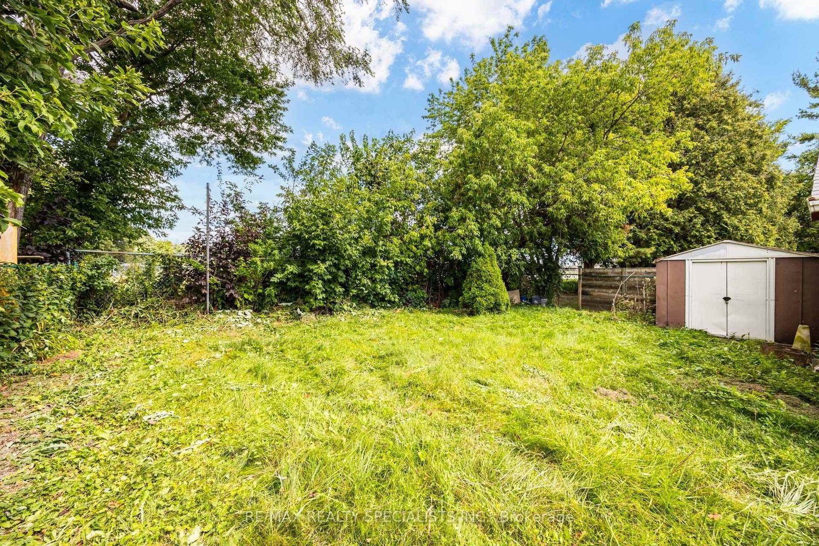 47 Singleton Road • Toronto, ON photo 47
