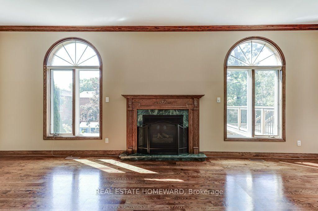 807 Primrose Court • Pickering, ON photo 15