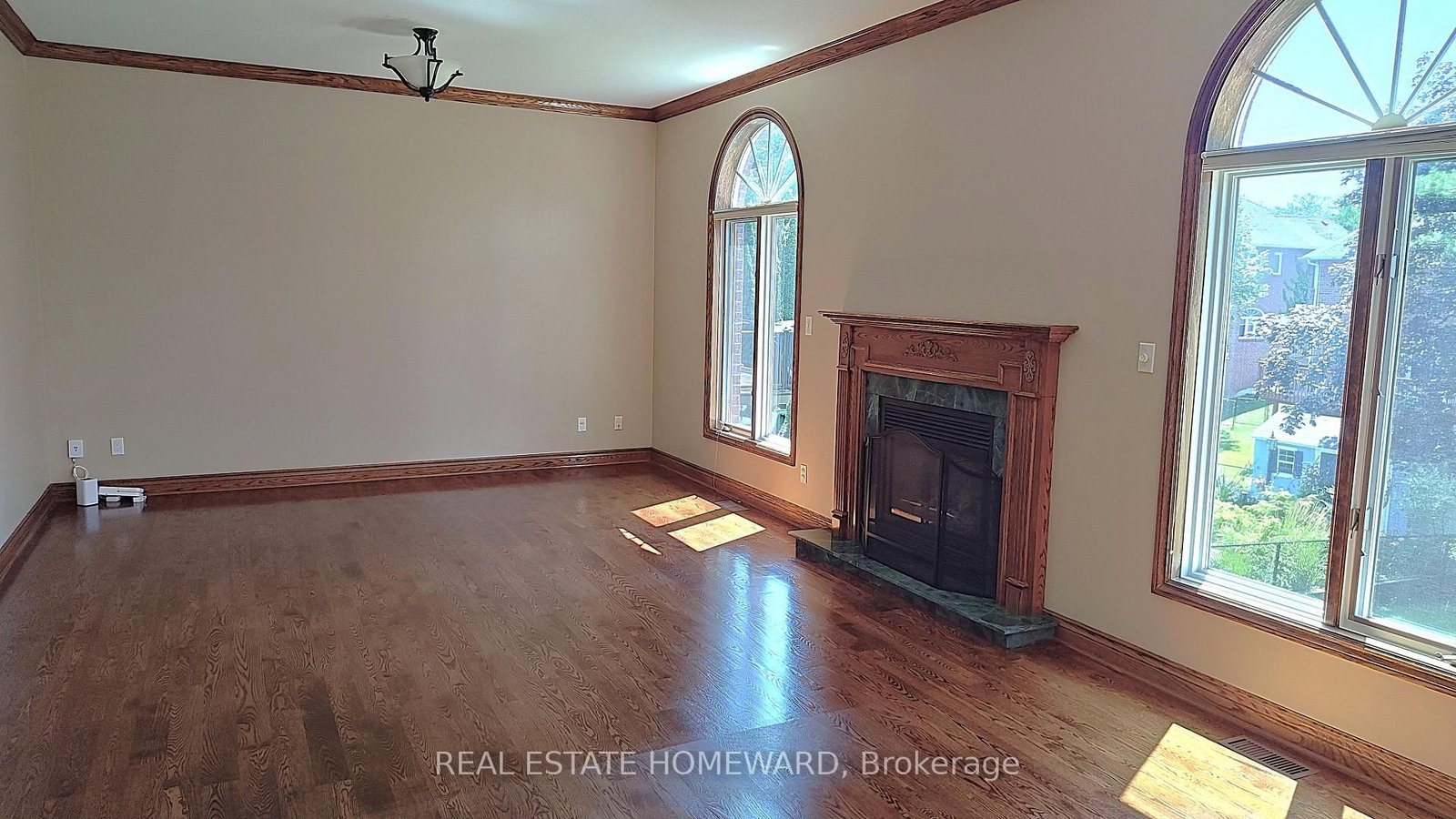807 Primrose Court • Pickering, ON photo 17