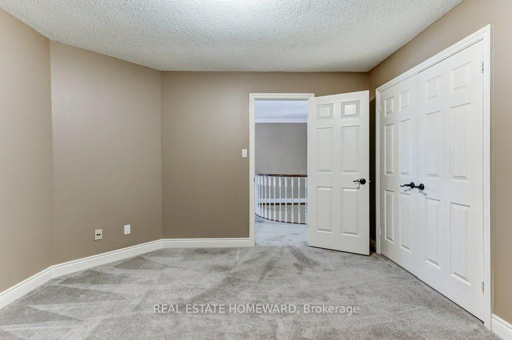807 Primrose Court • Pickering, ON photo 34