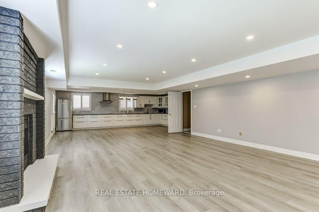 807 Primrose Court • Pickering, ON photo 42