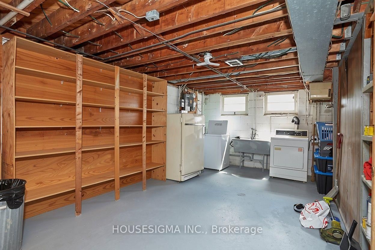 212 Hallett Avenue • Whitby, ON photo 18