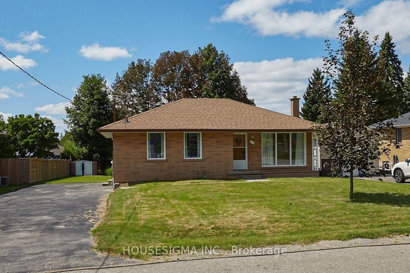 212 Hallett Avenue