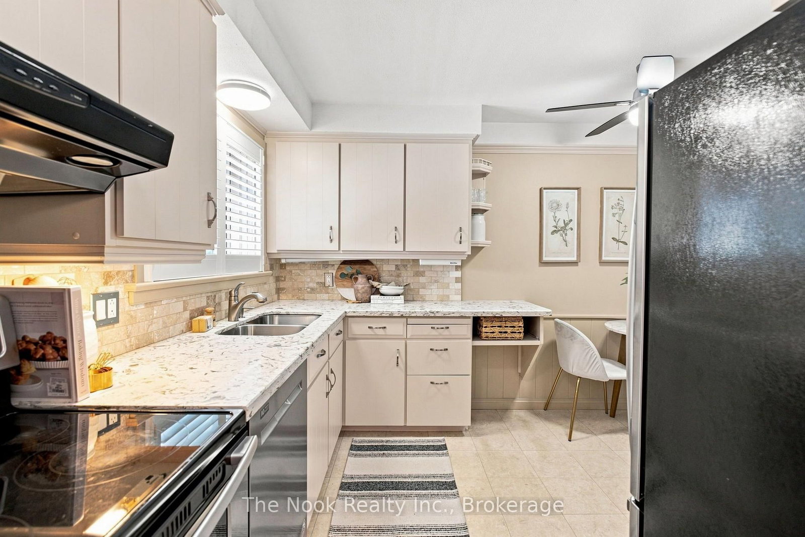 110 Bowman Avenue • Whitby, ON photo 19