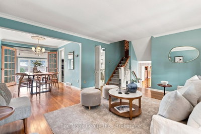 110 Bowman Avenue • Whitby, ON photo 9