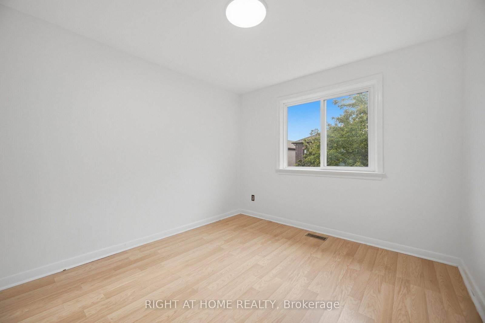 36 Rushley Drive • Toronto, ON photo 25