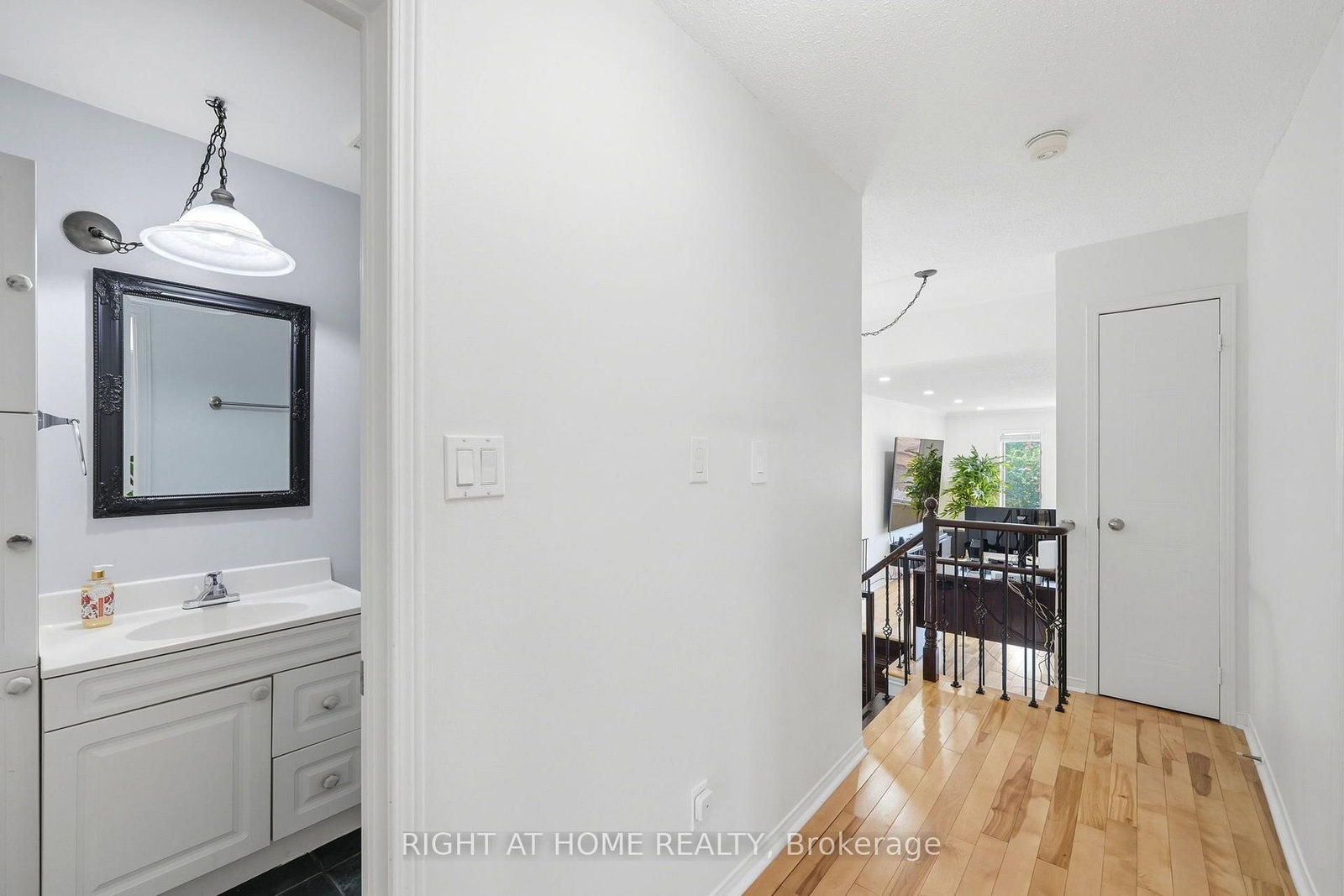 2295 WILDWOOD Crescent • Pickering, ON photo 19