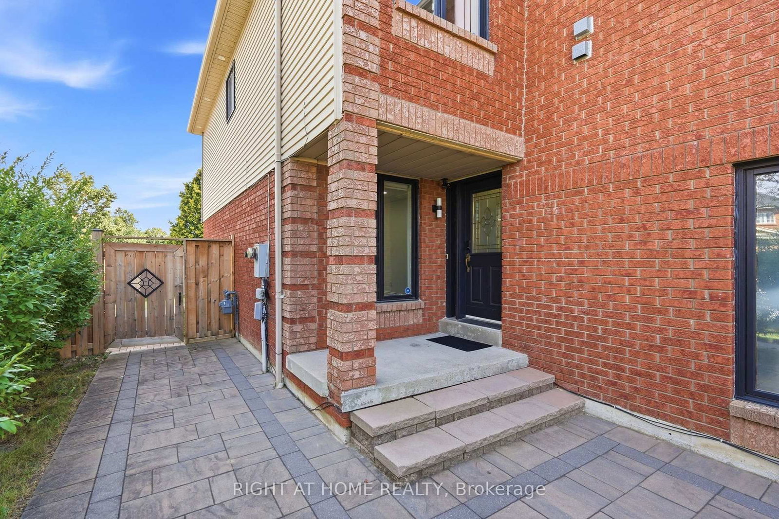 2295 WILDWOOD Crescent • Pickering, ON photo 30