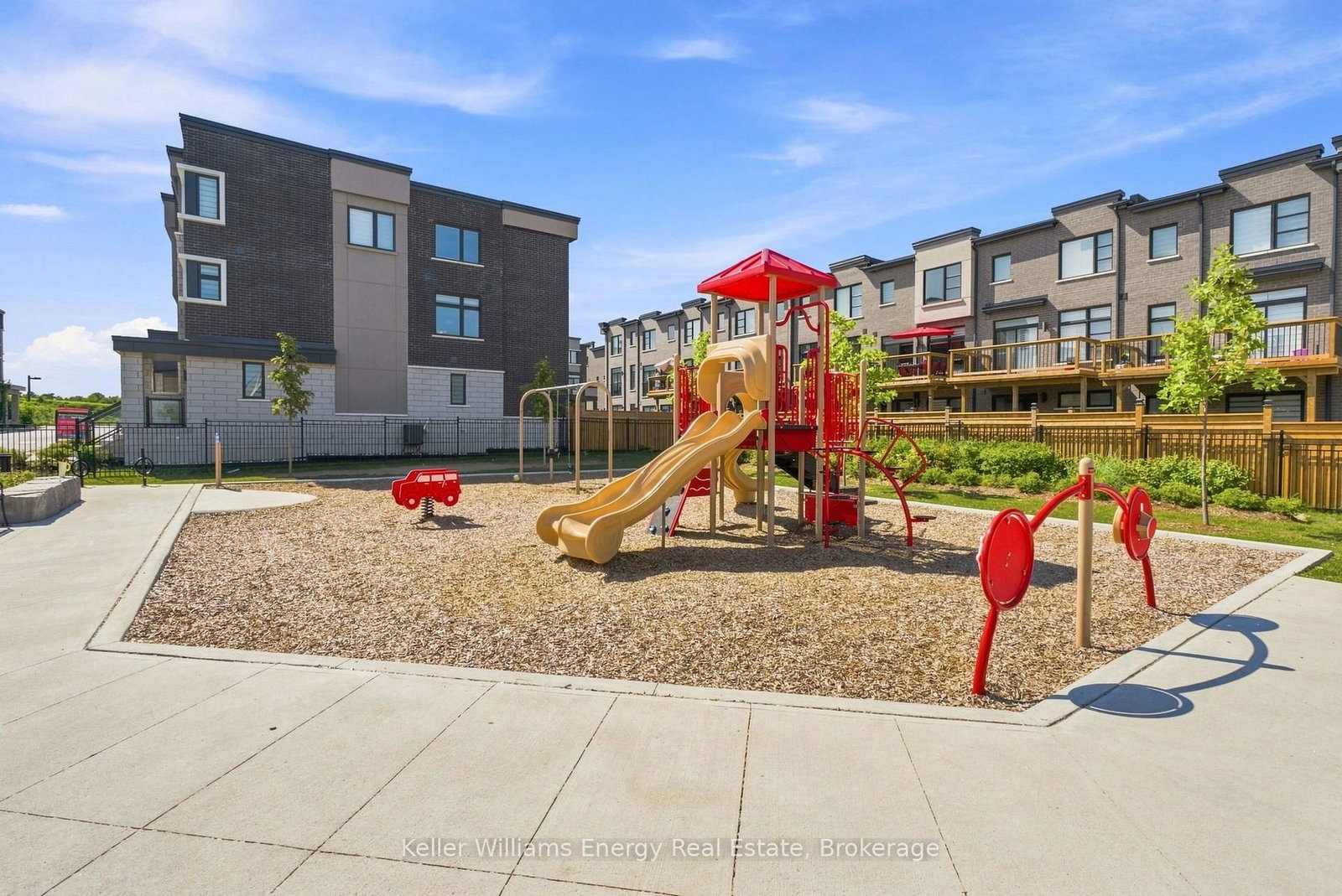 2550 Castlegate Crossing • #204 • Pickering, ON photo 24