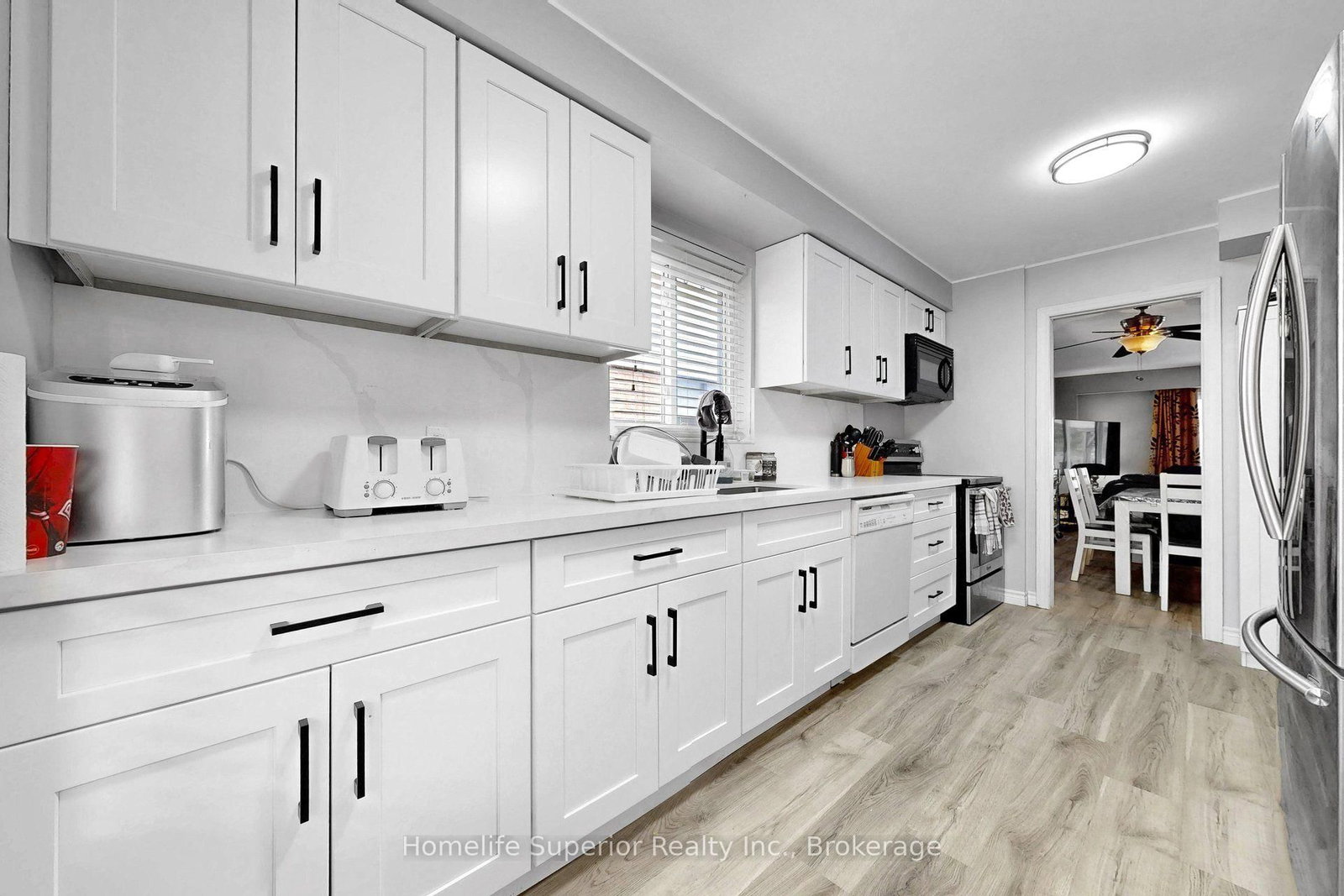 641 Merlin Court • Oshawa, ON photo 10