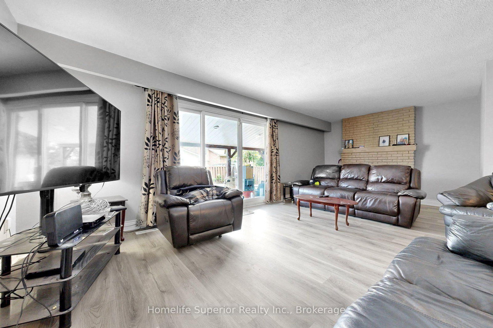 641 Merlin Court • Oshawa, ON photo 14