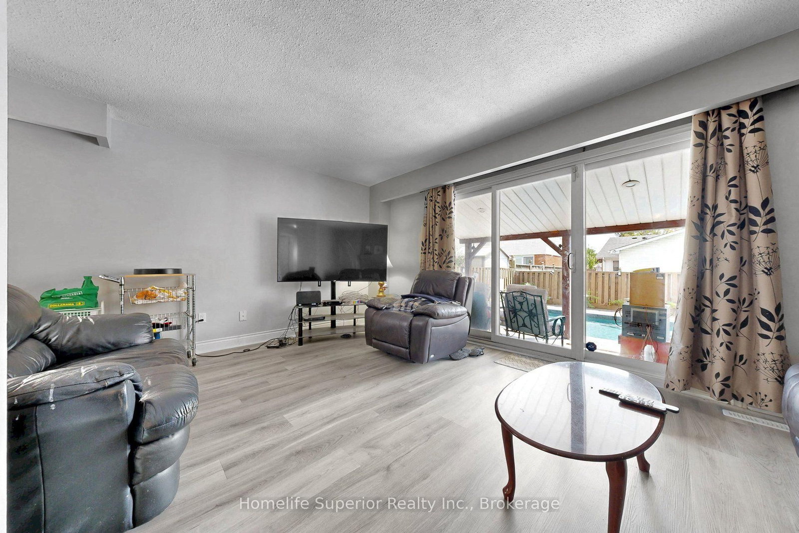 641 Merlin Court • Oshawa, ON photo 17