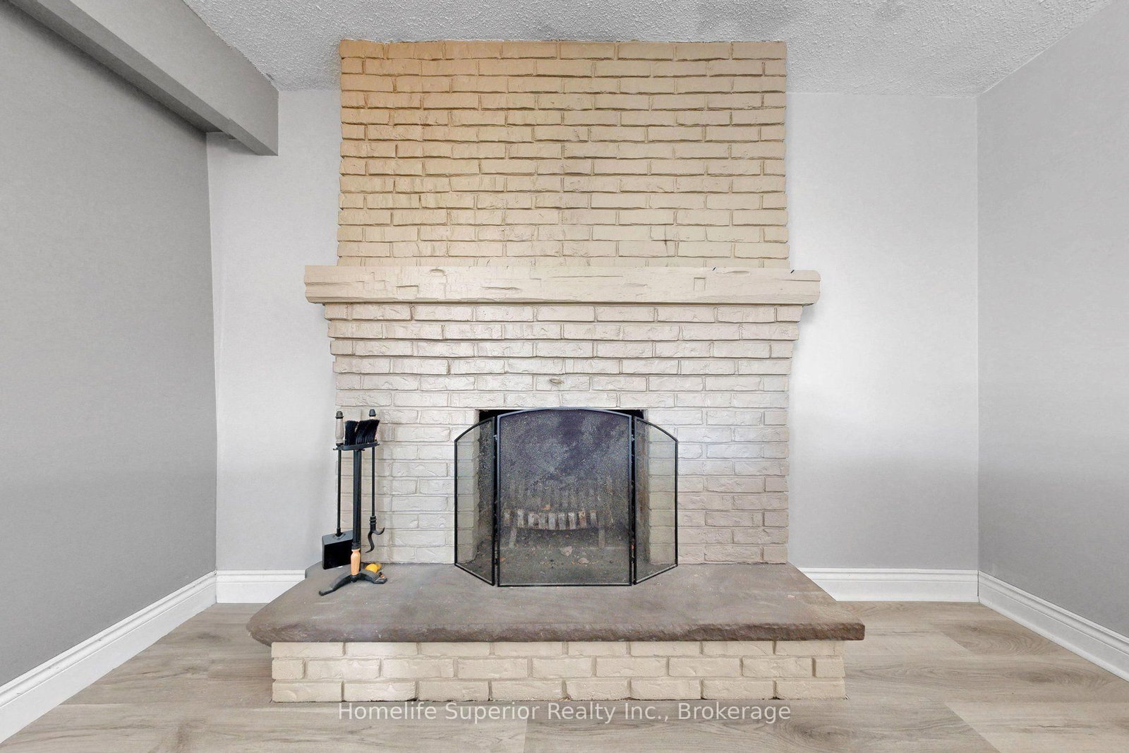 641 Merlin Court • Oshawa, ON photo 18