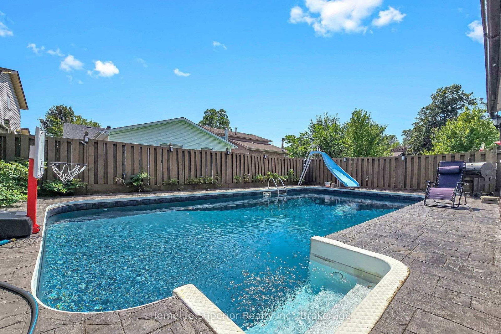 641 Merlin Court • Oshawa, ON photo 36