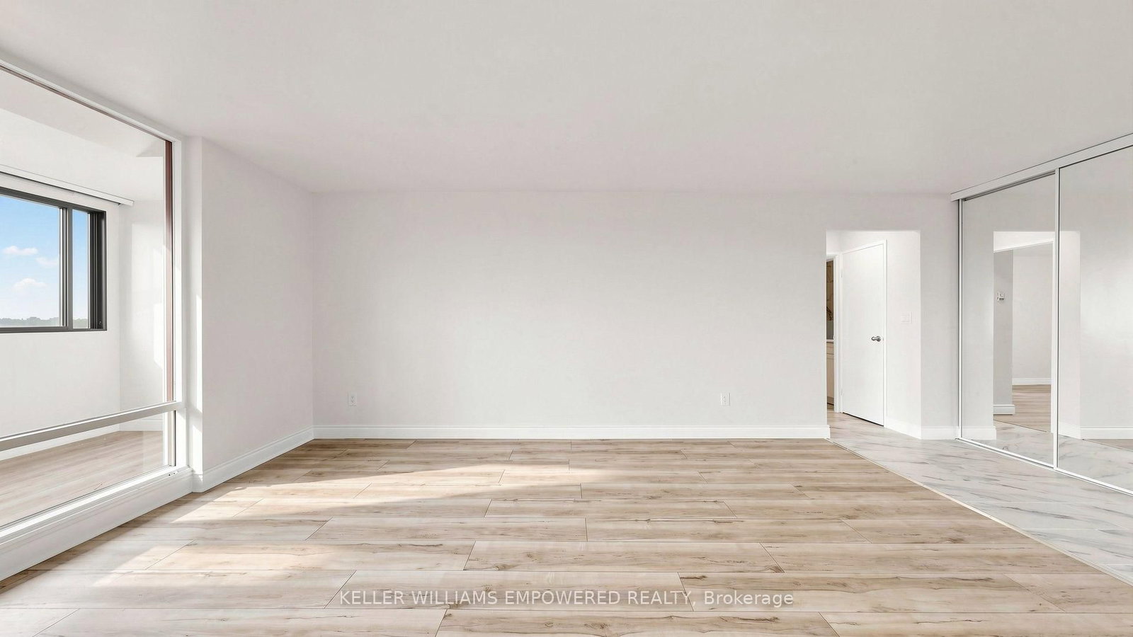 1 Massey Square • #2312 • Toronto, ON photo 13