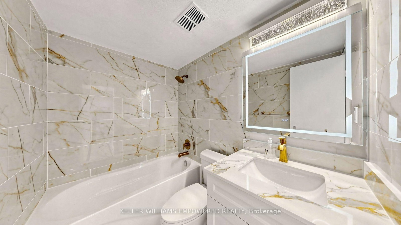 1 Massey Square • #2312 • Toronto, ON photo 29