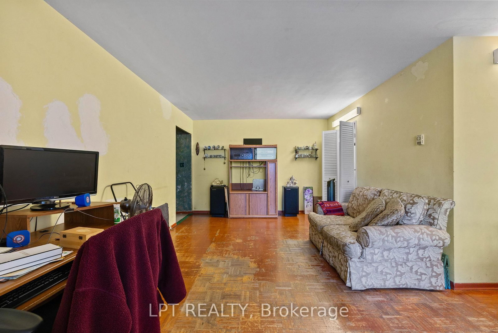 5 Massey Square • #2811 • Toronto, ON photo 11